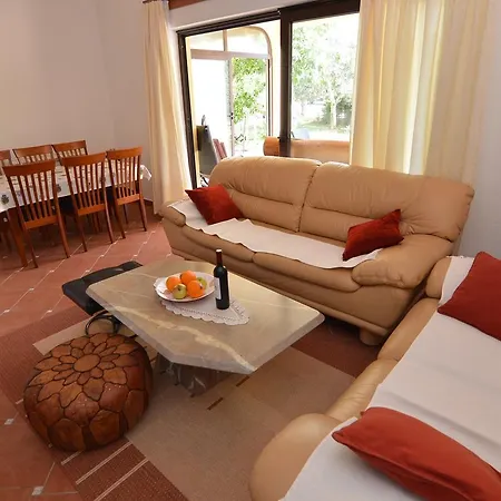 Kolenda Guest house 3*